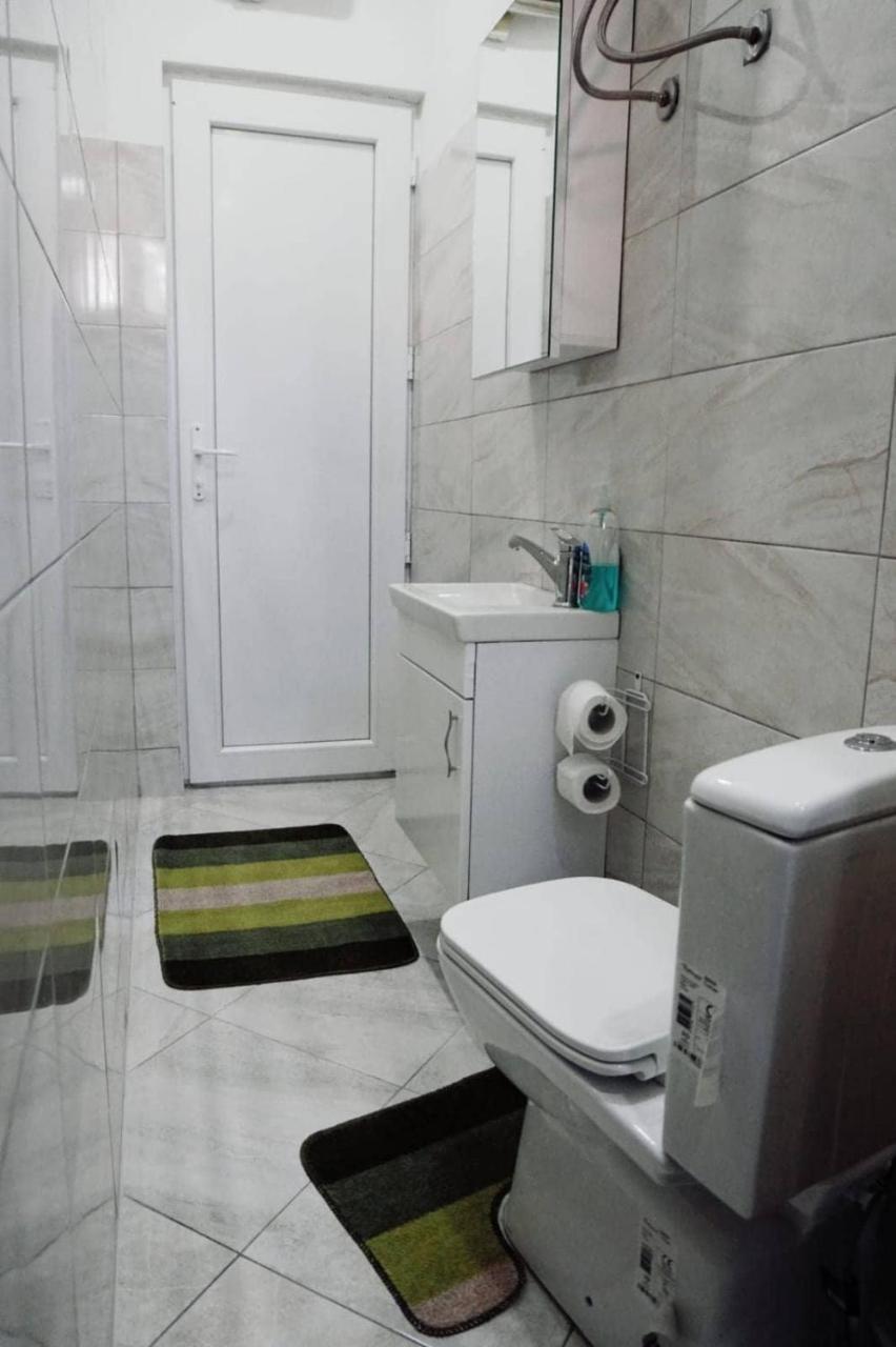 Nano Apartment Прізрен Екстер'єр фото